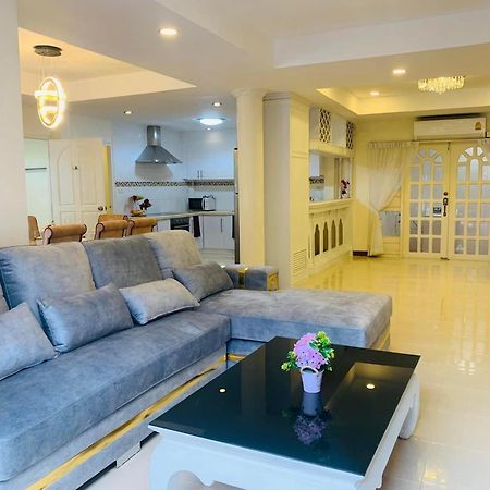 Pattaya Pool Villa39A 300 Mater To Beach Gate Exit Luaran gambar