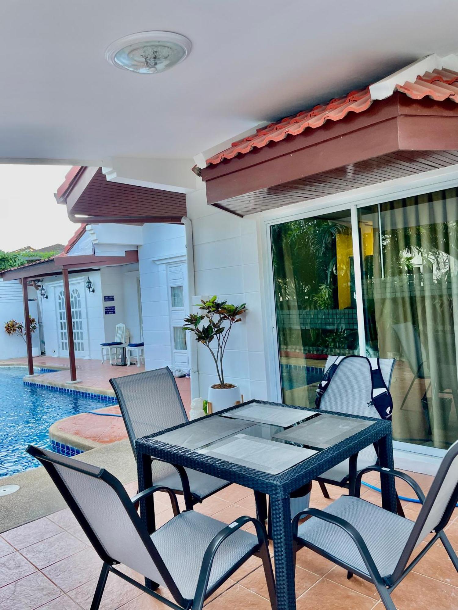 Pattaya Pool Villa39A 300 Mater To Beach Gate Exit Luaran gambar
